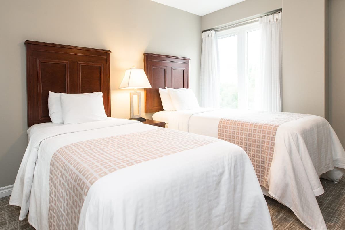 in-room safe, individually furnished, desk, laptop workspace