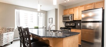 Canterra Suites Hotel