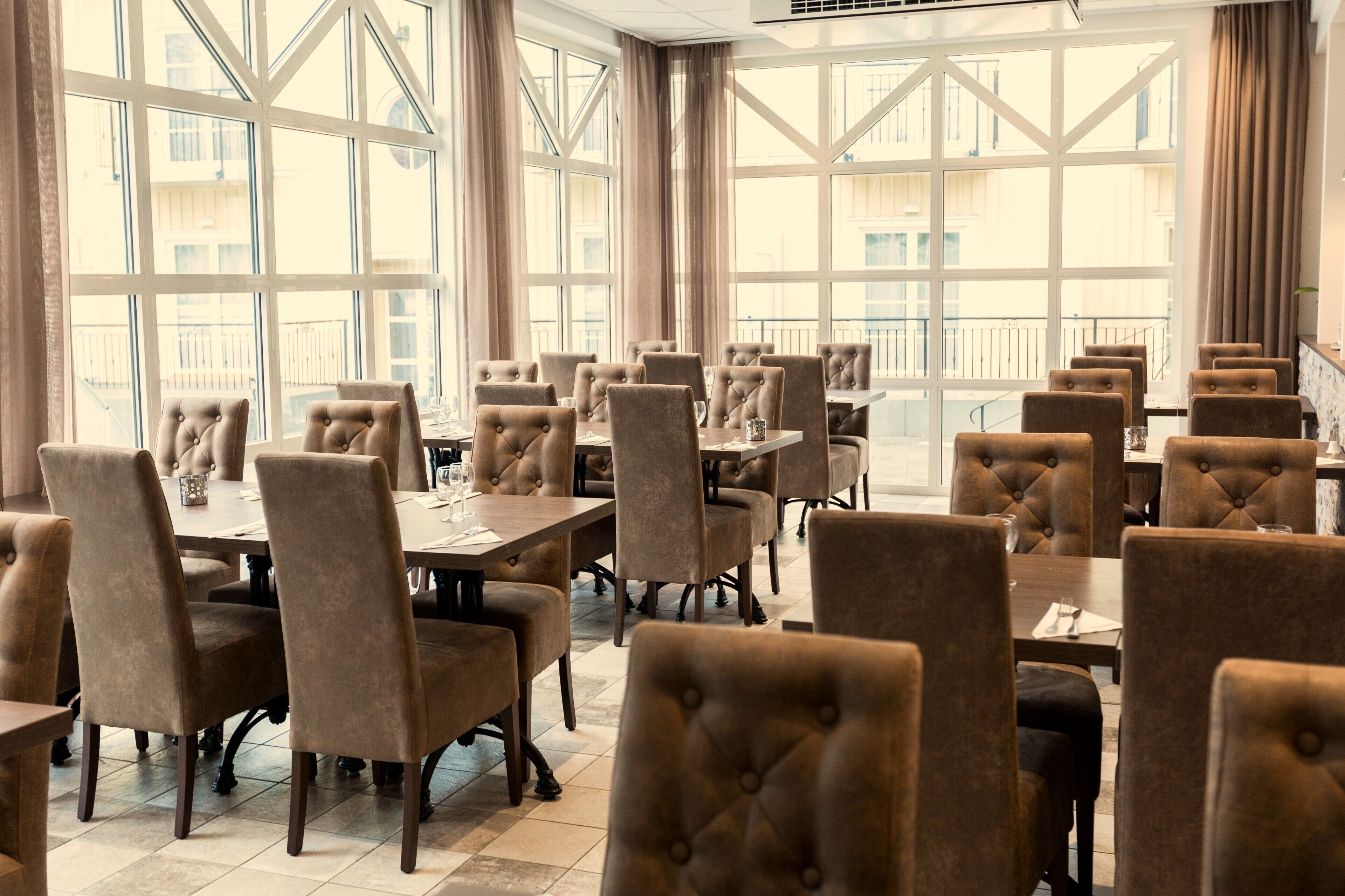 Breakfast, lunch, dinner served; Scandinavian cuisine, pool views 