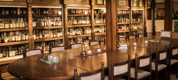 Bar (in der Unterkunft)