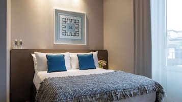 Camera singola | Biancheria da letto ipoallergenica, una cassaforte in camera