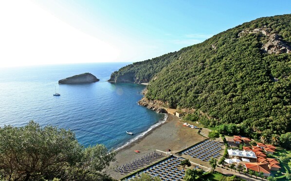 Private beach, sun-loungers, beach umbrellas, windsurfing