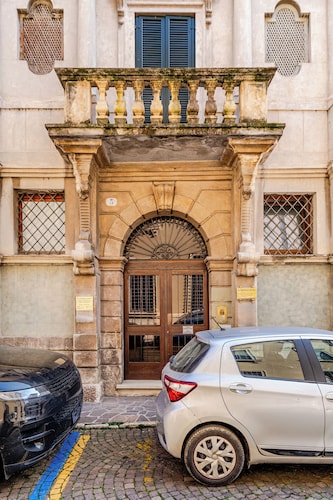 Truly Verona