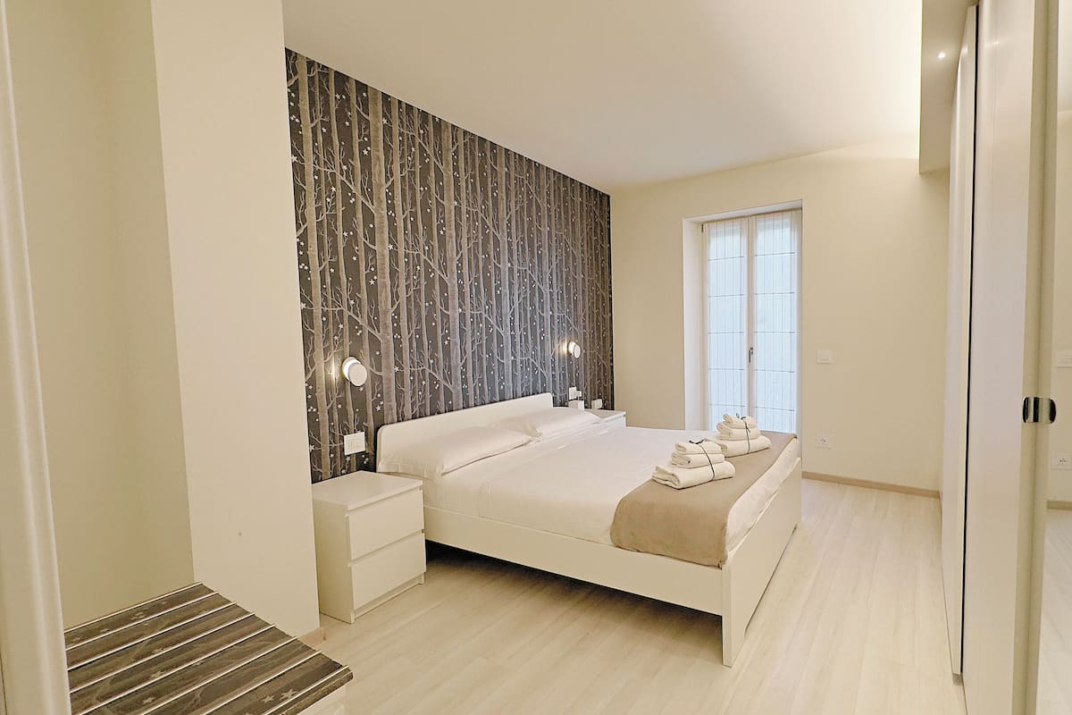 Apartment, 1 Bedroom, Balcony (Arena Design - via Leoncino 35) | 1 bedroom, down duvets, individually furnished, laptop workspace