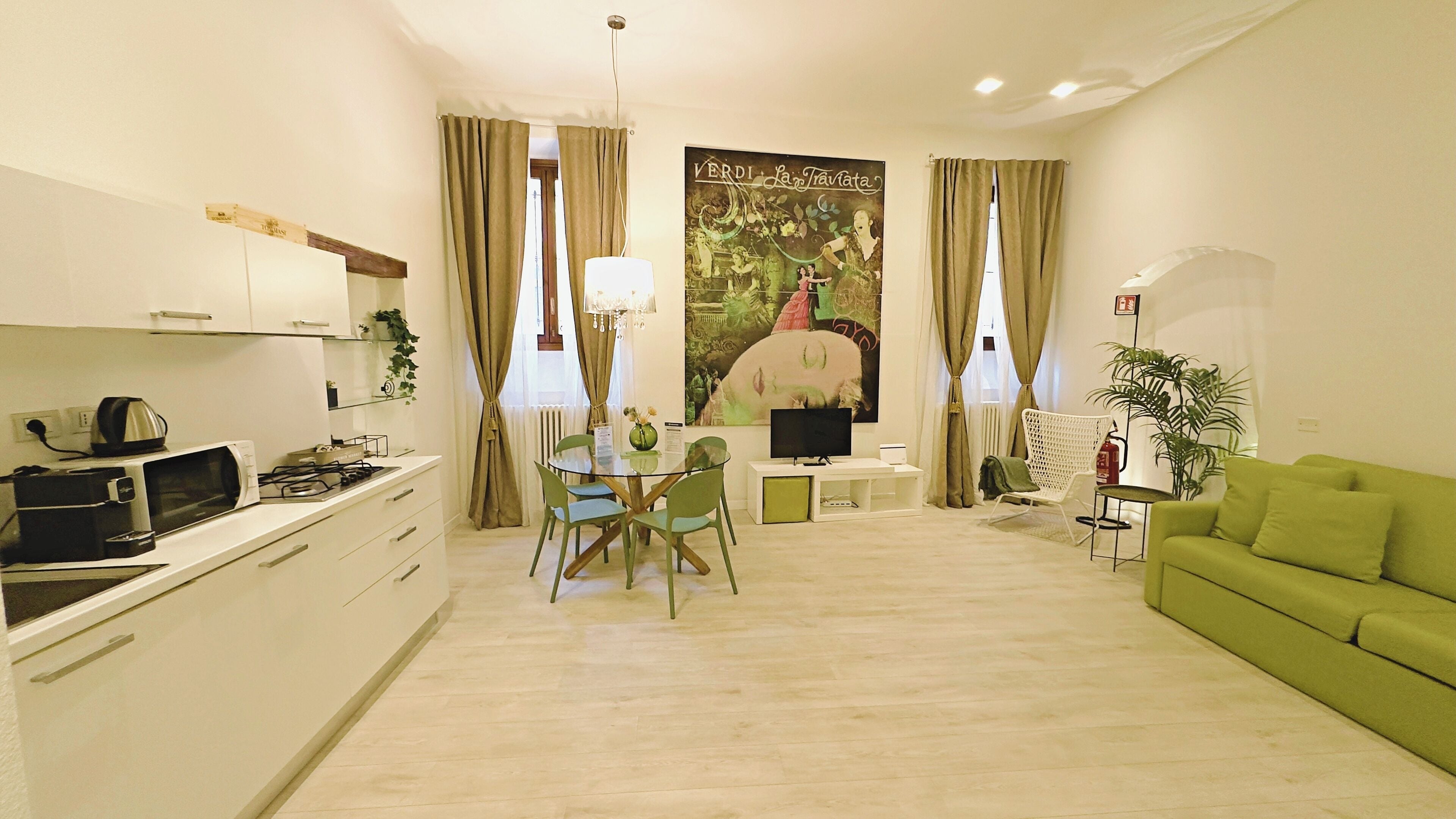 アパートメント 1 ベッドルーム (Verdi - Via Dietro Pallone, 12) | リビング エリア | 25 インチの薄型テレビ (デジタル放送視聴可)、液晶テレビ