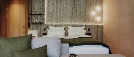 Chambre Double, balcon (Village view)