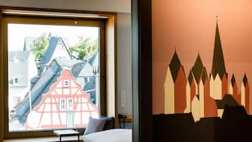 Panoramic-Doppelzimmer | Wohnbereich | Flachbildfernseher