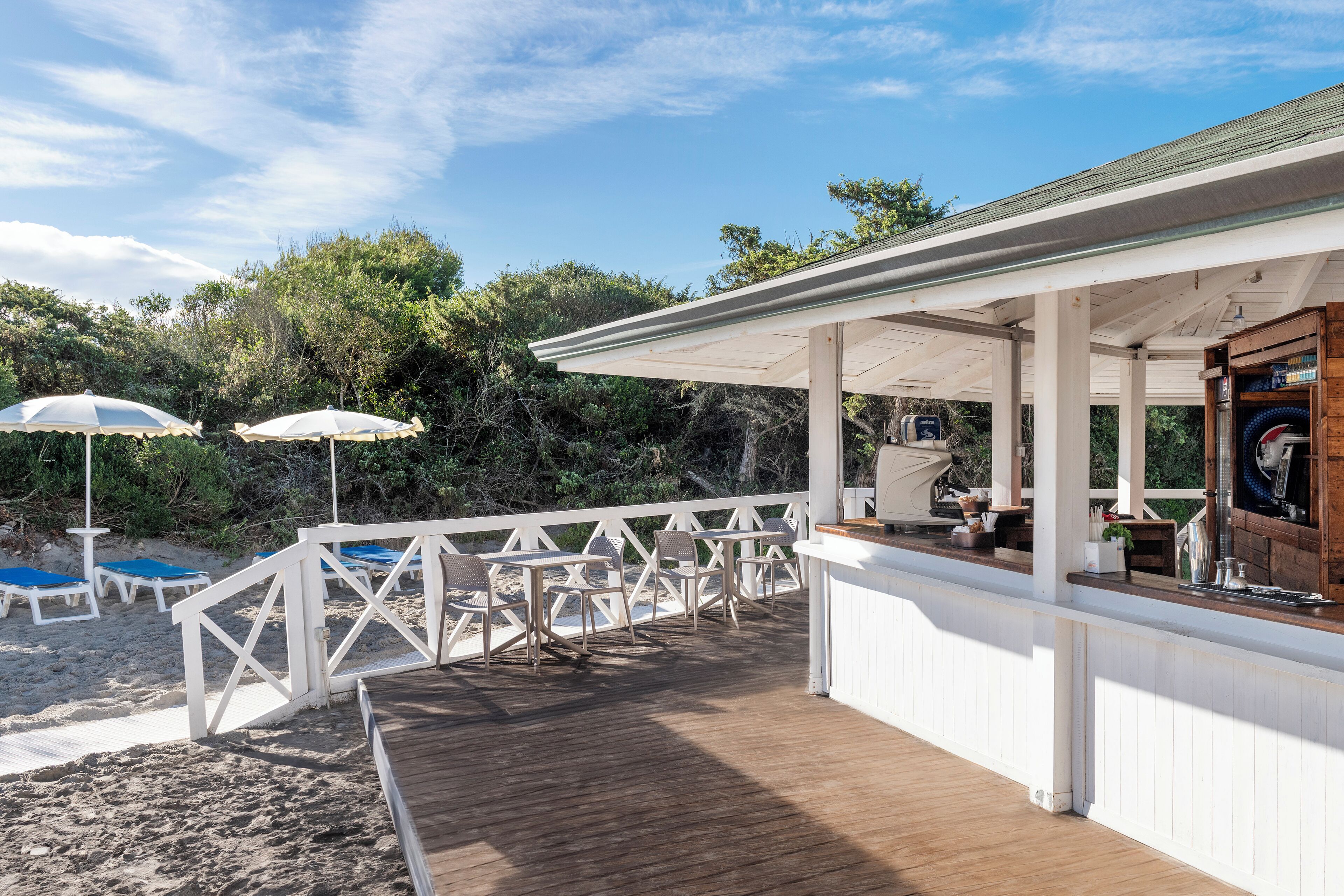 2 restaurants, breakfast, lunch, dinner served; Mediterranean cuisine