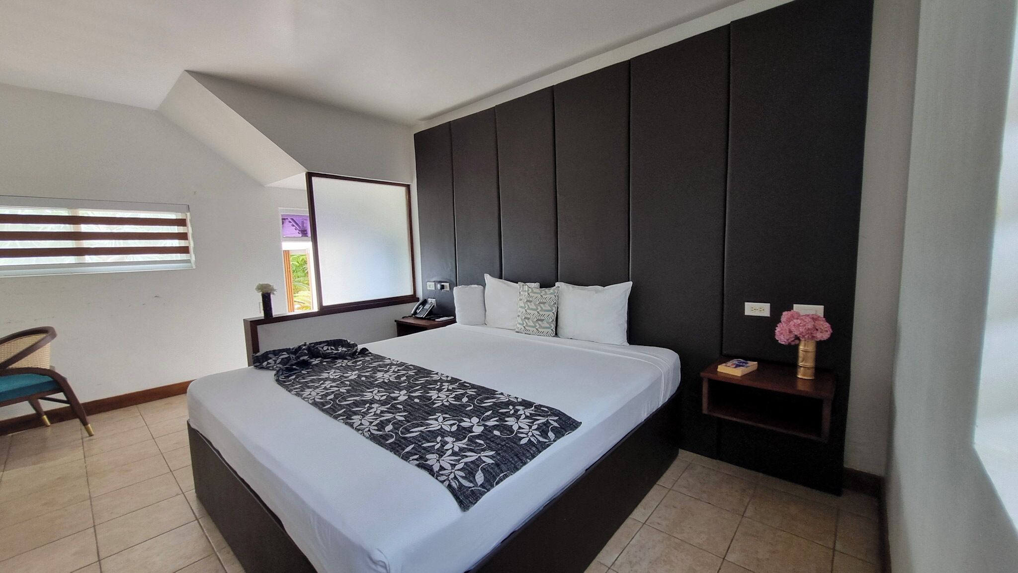 スタンダード ルーム | セーフティボックス (室内)、客室ごとに異なる装飾、客室ごとに異なるインテリア、デスク