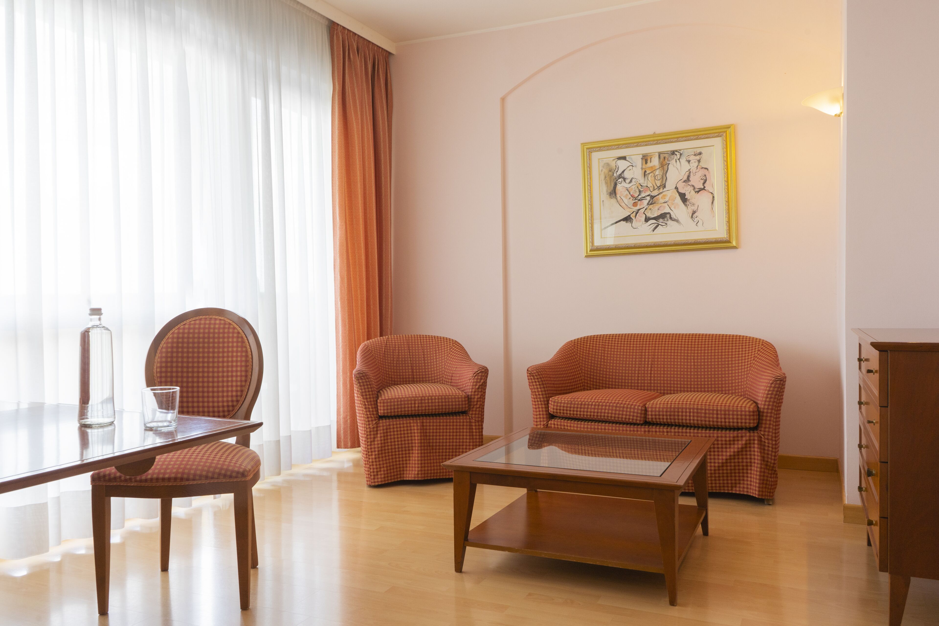 junior suite, balcony | 1 bedroom, down duvets, memory-foam beds, minibar