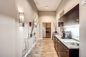 Télévision à écran plat