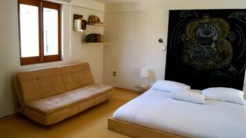 Master Suite | In-room safe, free WiFi, bed sheets