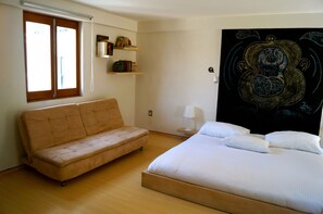 Master Suite | In-room safe, free WiFi, bed sheets - Kuku Rukú Querétaro (Querétaro)