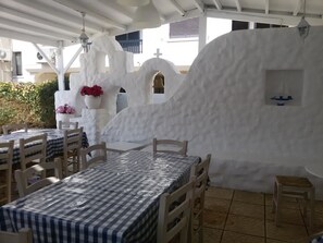 Breakfast, lunch and dinner served  - Amore Hotel Apartments (Paralimni)