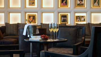 Bar (in der Unterkunft)