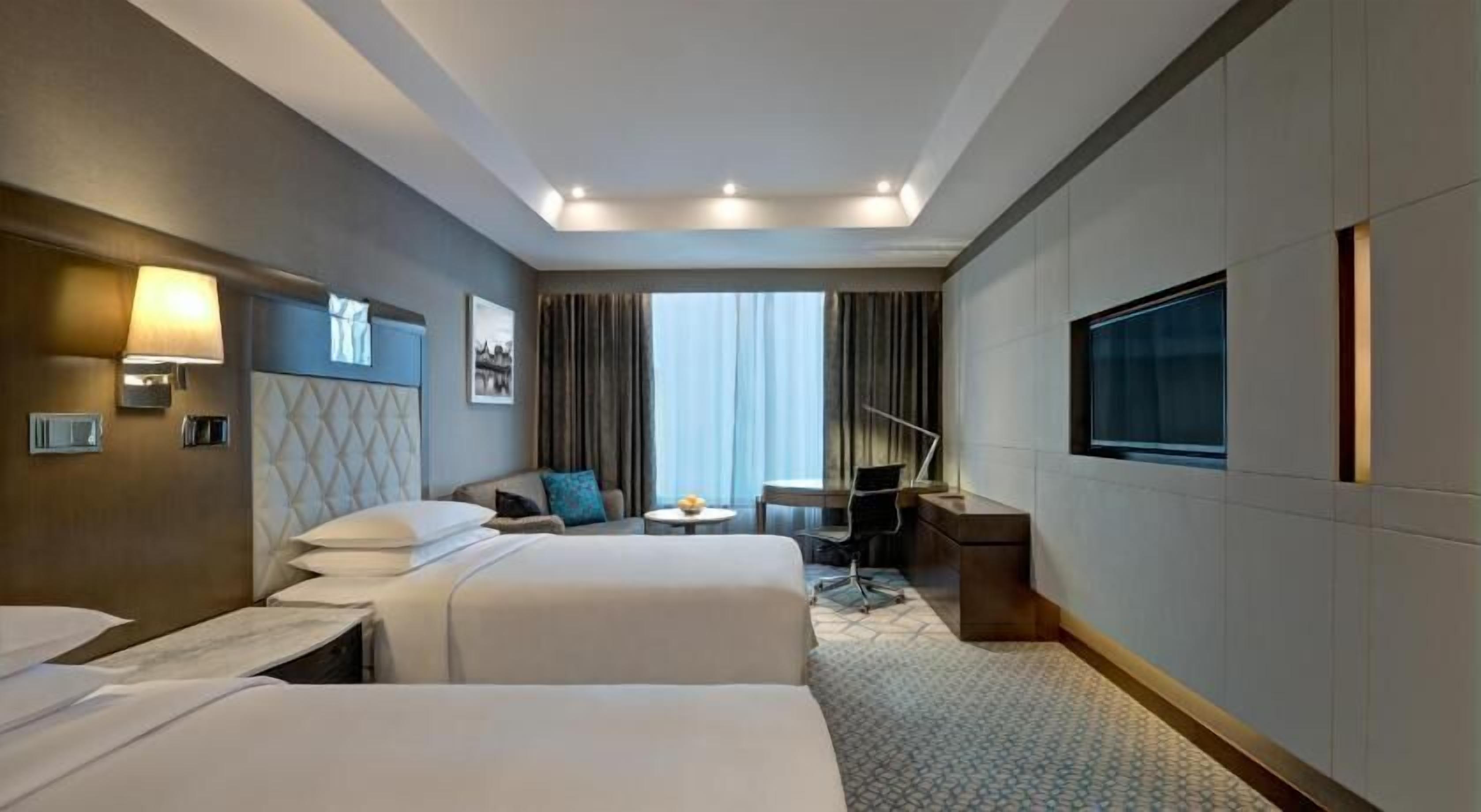 Minibar, in-room safe, desk, soundproofing