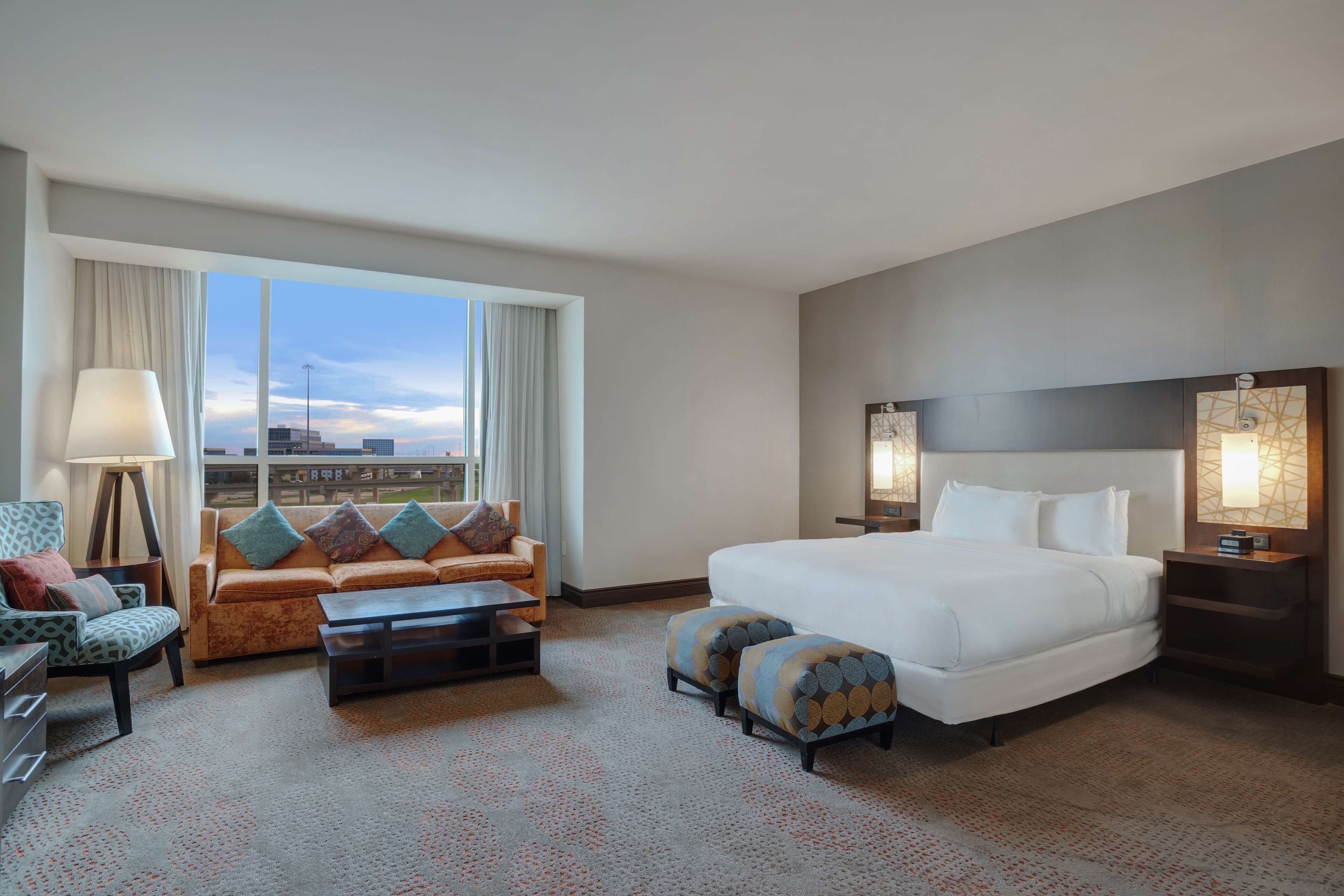 Premium bedding, pillowtop beds, in-room safe, desk