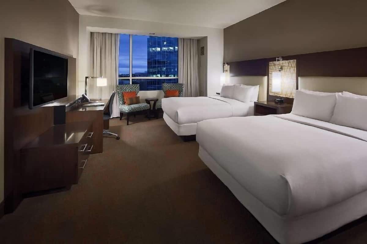 Premium bedding, pillowtop beds, in-room safe, desk