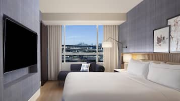 Premium bedding, pillow-top beds, in-room safe, desk