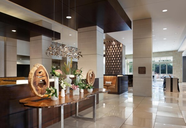 Lobby - Hilton Dallas/Plano Granite Park (Plano)