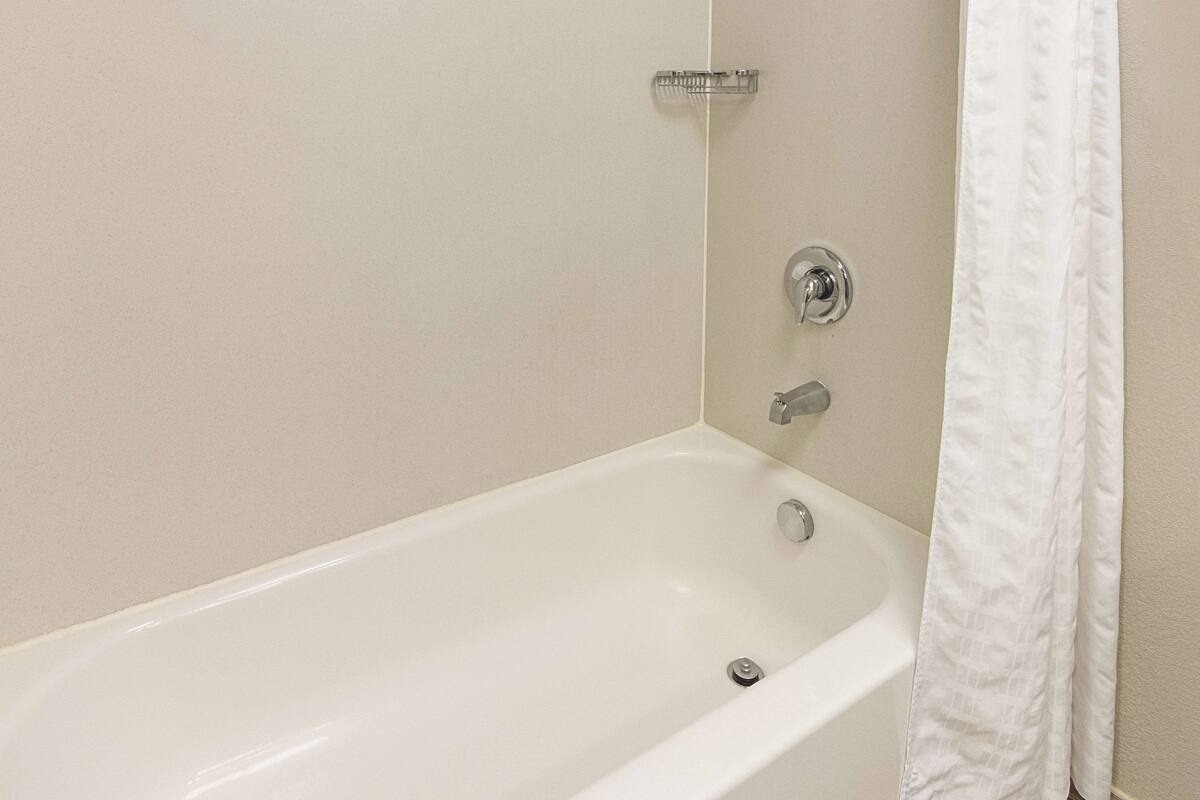 room, 1 king bed, non smoking | premium bedding, pillow-top beds, desk, blackout curtains