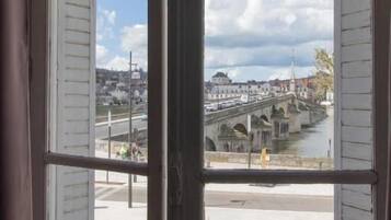 5 Family Room, Private bathroom | Free WiFi