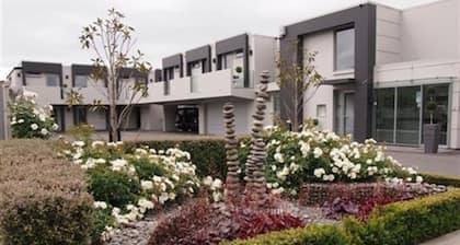 Bellano Motel Suites