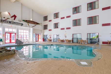 Indoor pool. Wildwood Lodge