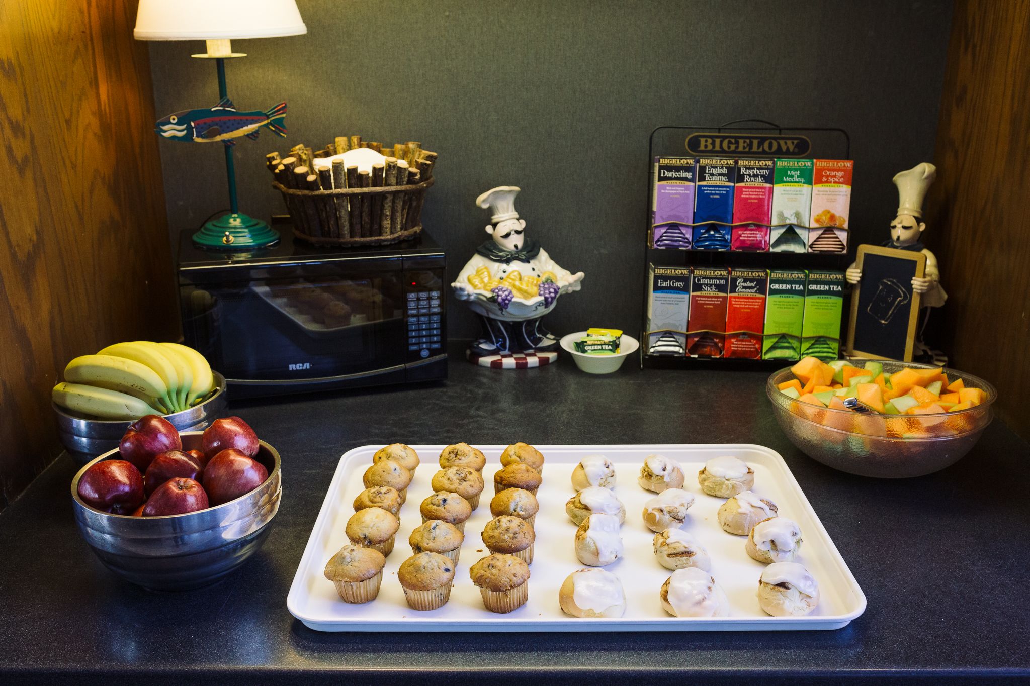 free daily full breakfast