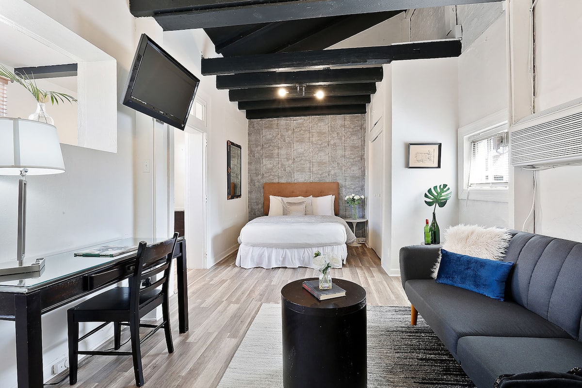 Economy appartement, 1 slaapkamer, keuken, uitzicht op binnenplaats | 2 slaapkamers, luxe beddengoed, pillowtop-bedden