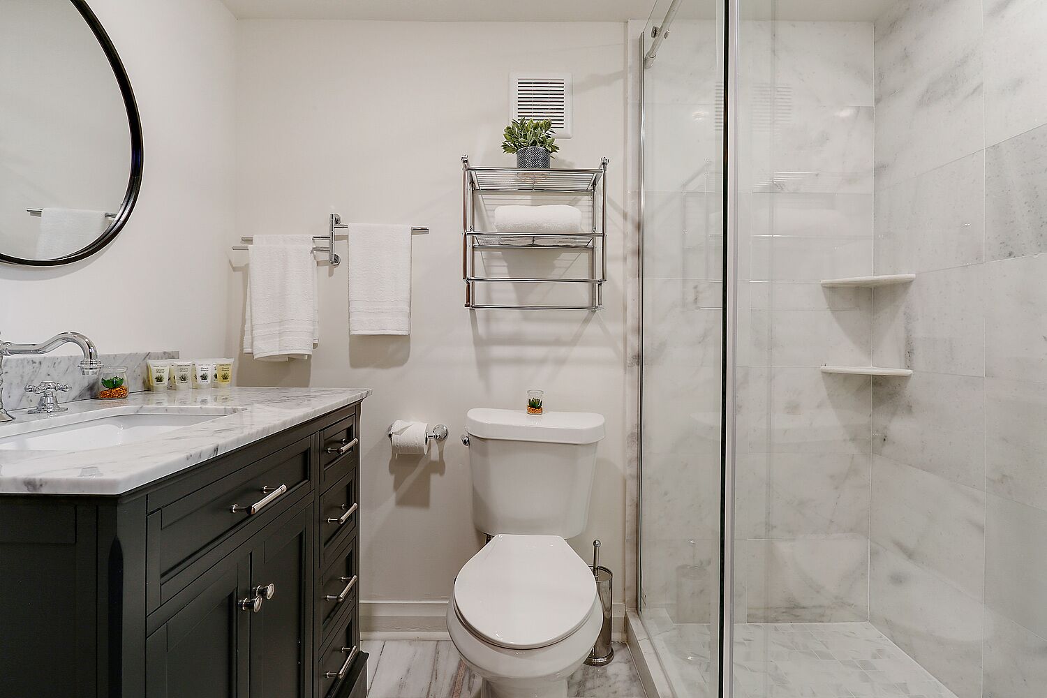 Photo - Saint Philip Residence