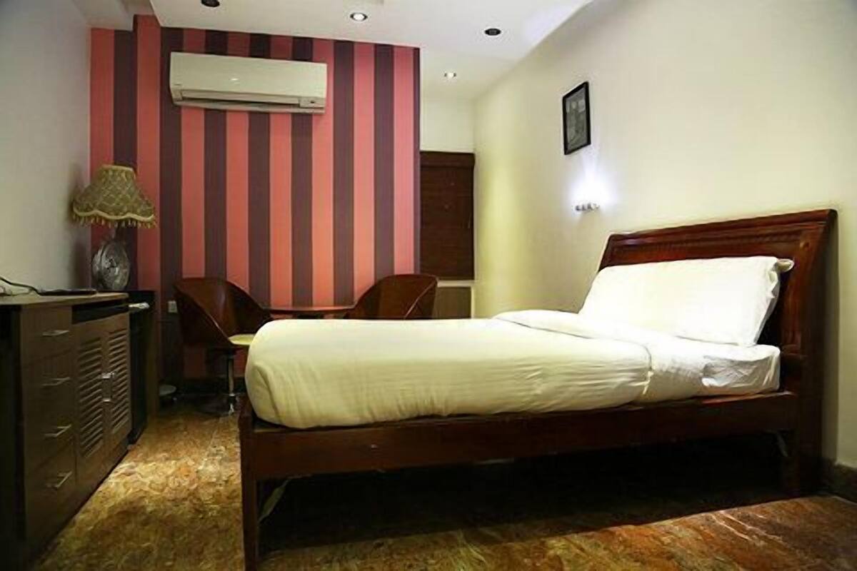 Premium bedding, minibar, in-room safe, individually decorated