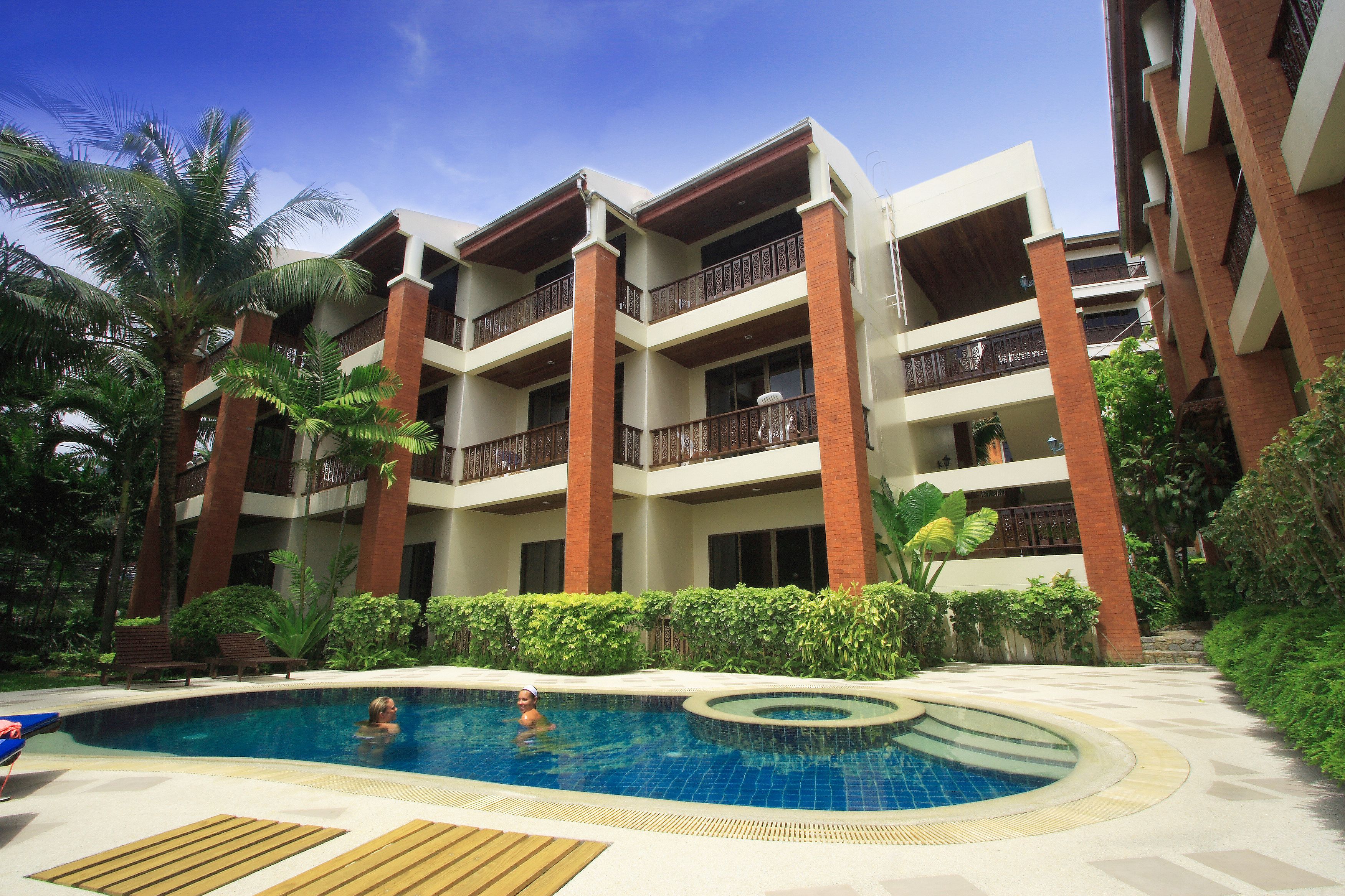 outdoor pool, pool umbrellas, pool loungers