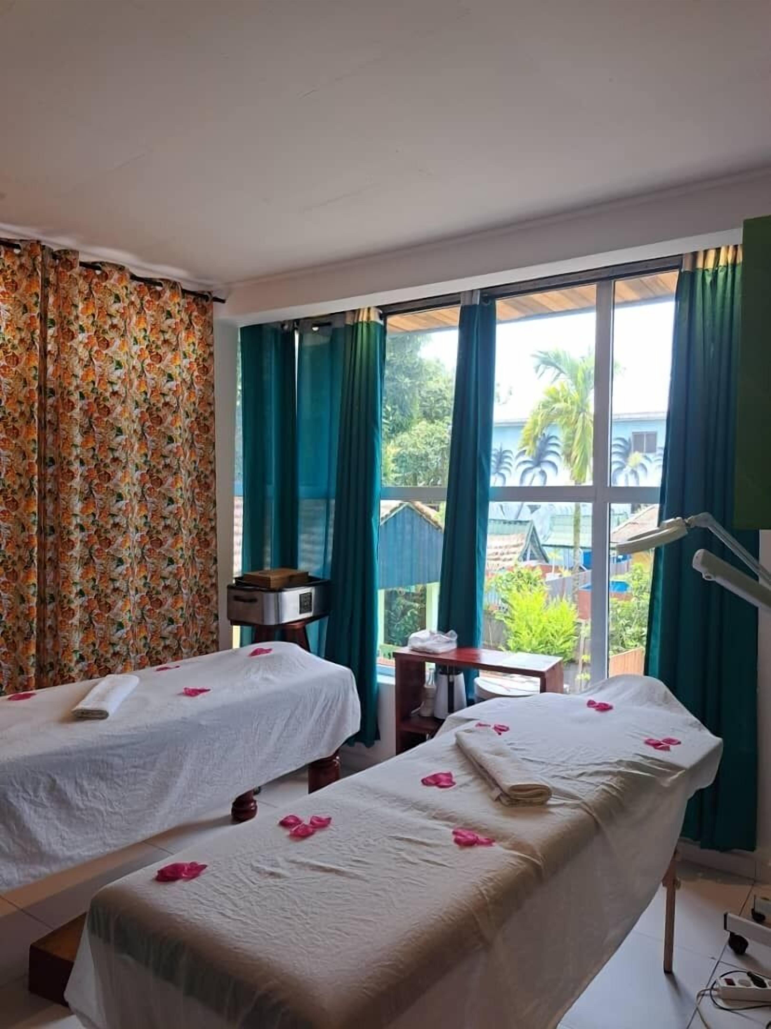 Standard Double Room, Ensuite | Miscellaneous