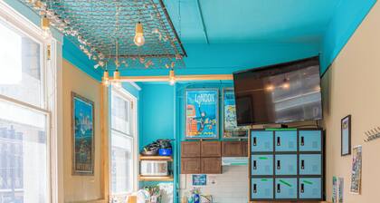Cambie Downtown Hostel