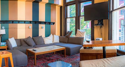 Cambie Hostel Gastown