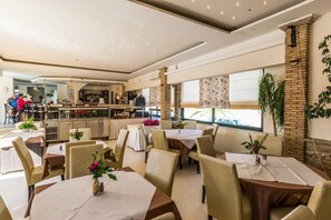 Lounge - Zante Plaza Hotel (Zakynthos)