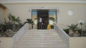 Entrada al alojamiento