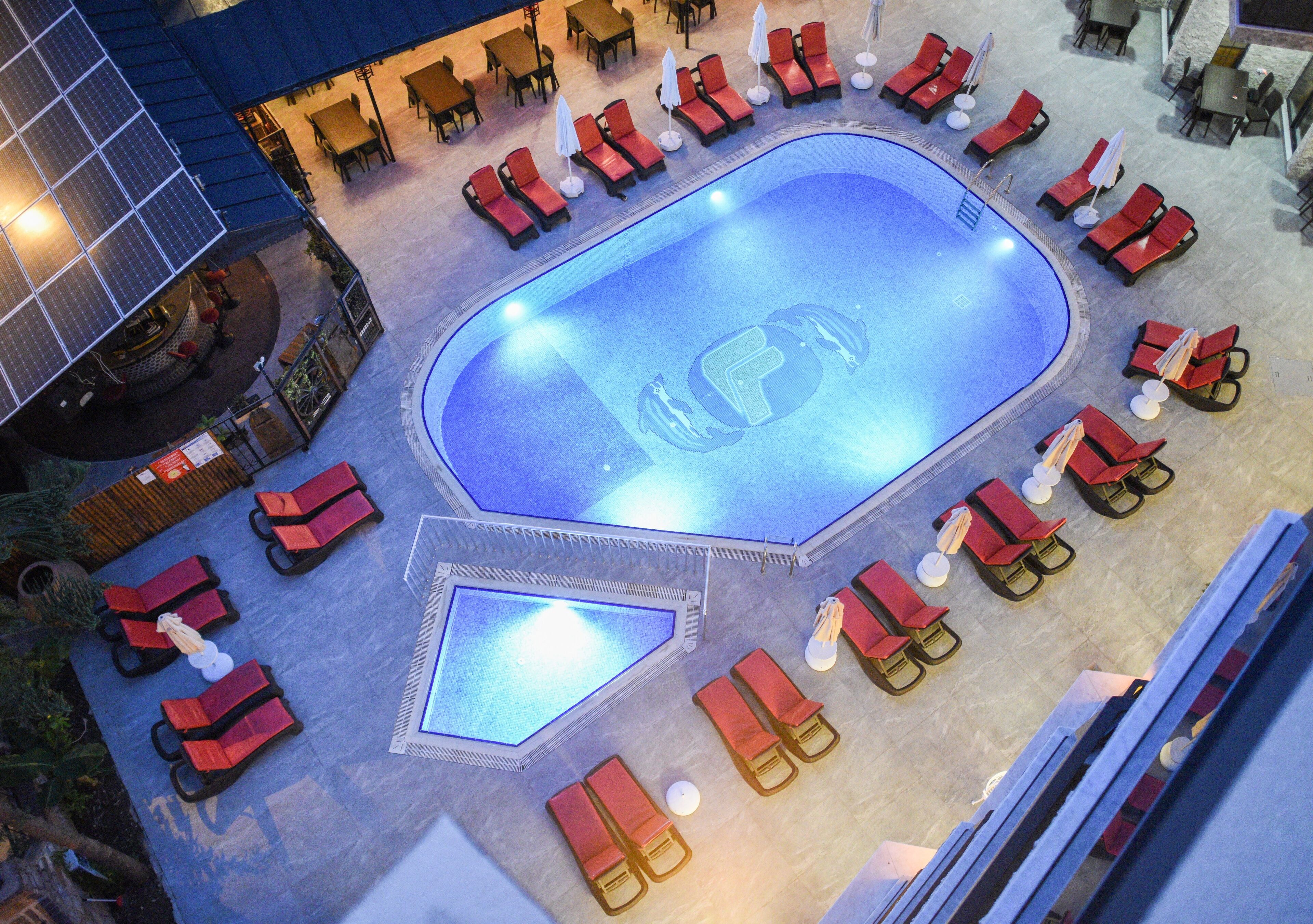 室內 SPA 浴池