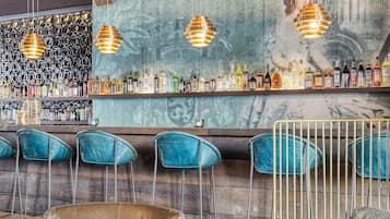 Lounge i lobbyen, udendørs servering