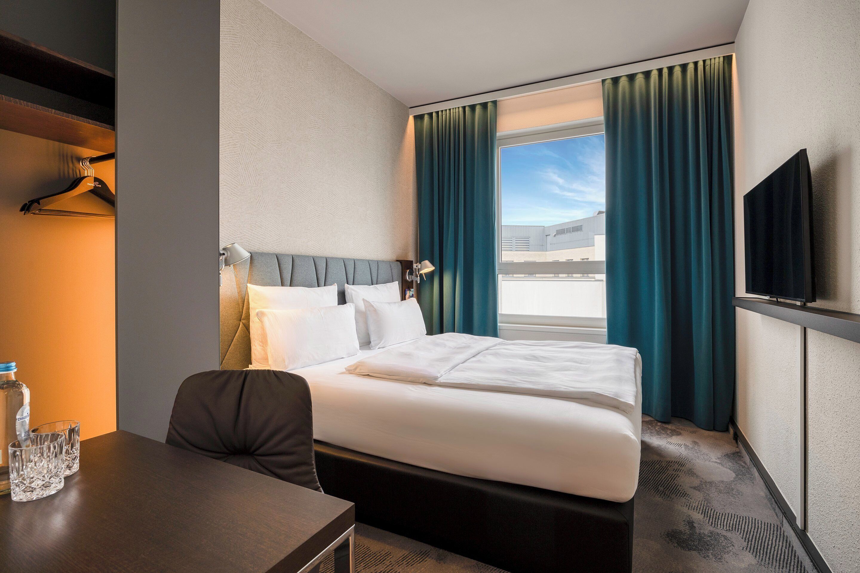 egyptian cotton sheets, desk, soundproofing, iron/ironing board