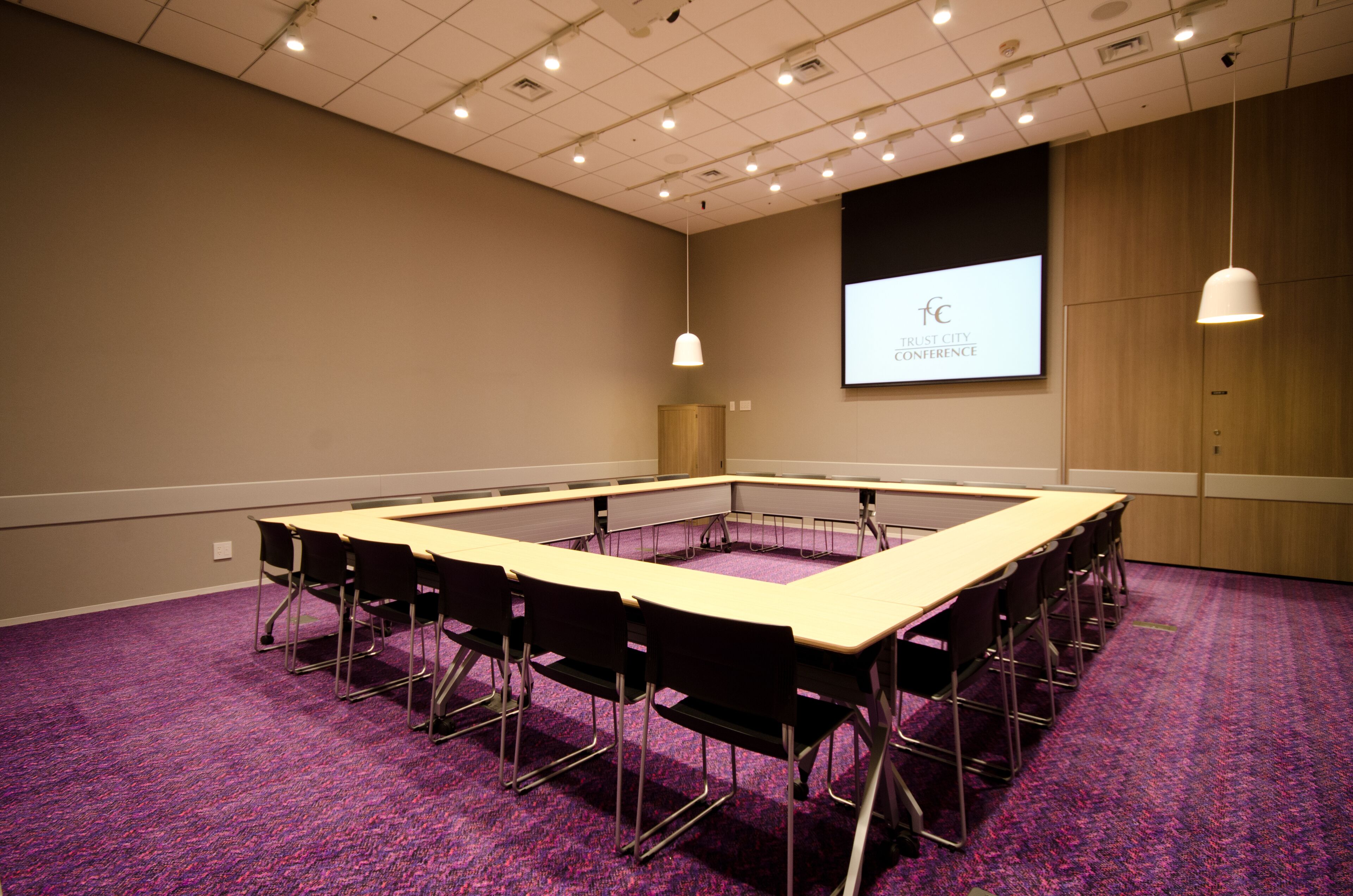 Photo - Courtyard by Marriott Tokyo Station