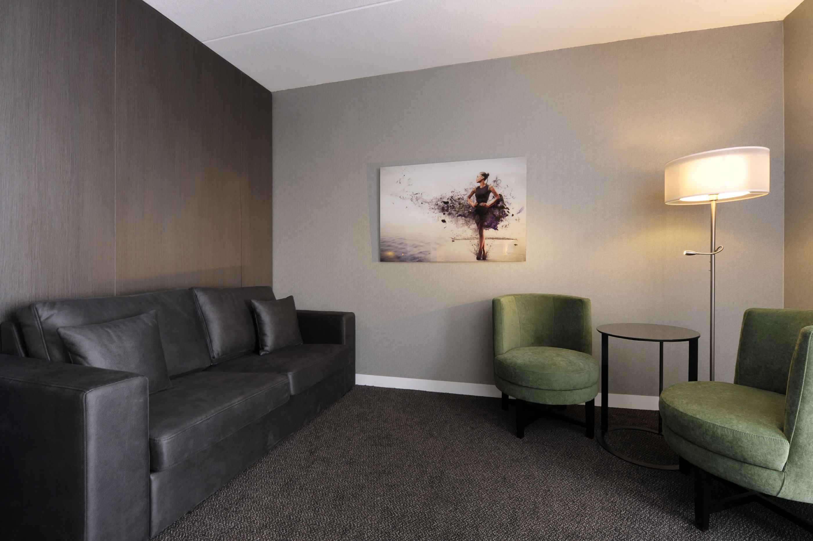 luxury double room, 1 bedroom | minibar, in-room safe, desk, iron/ironing board