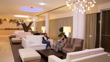 Sala de estar en el lobby