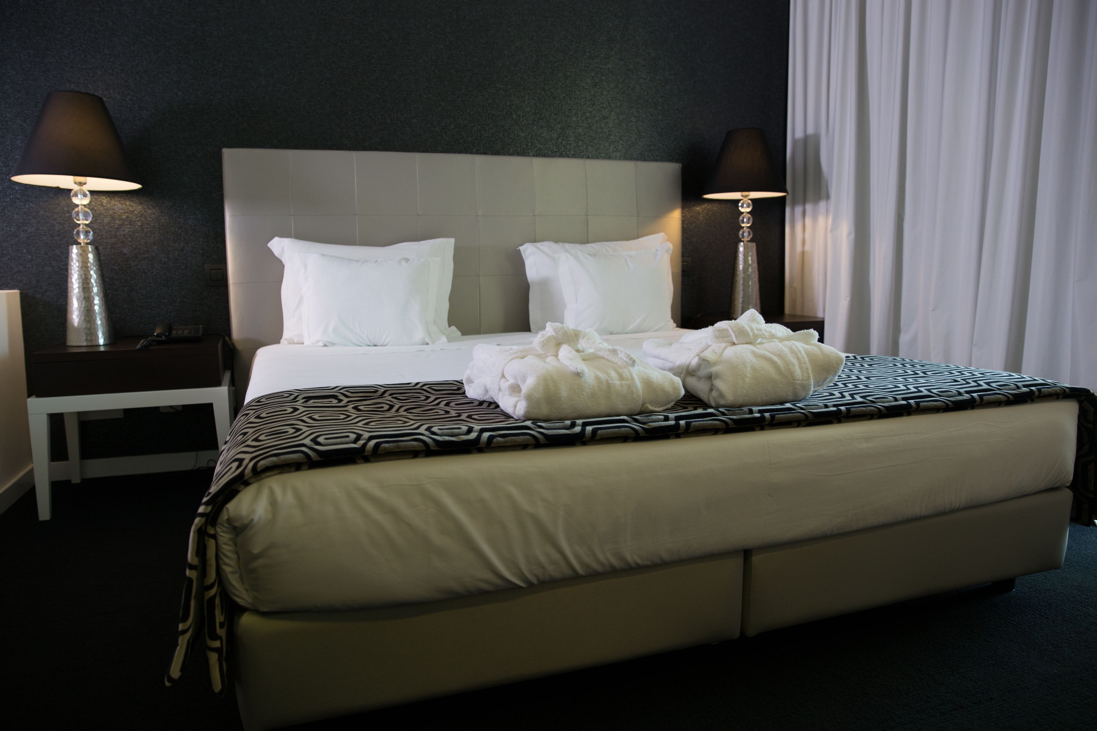 in-room safe, individually decorated, soundproofing, free wifi