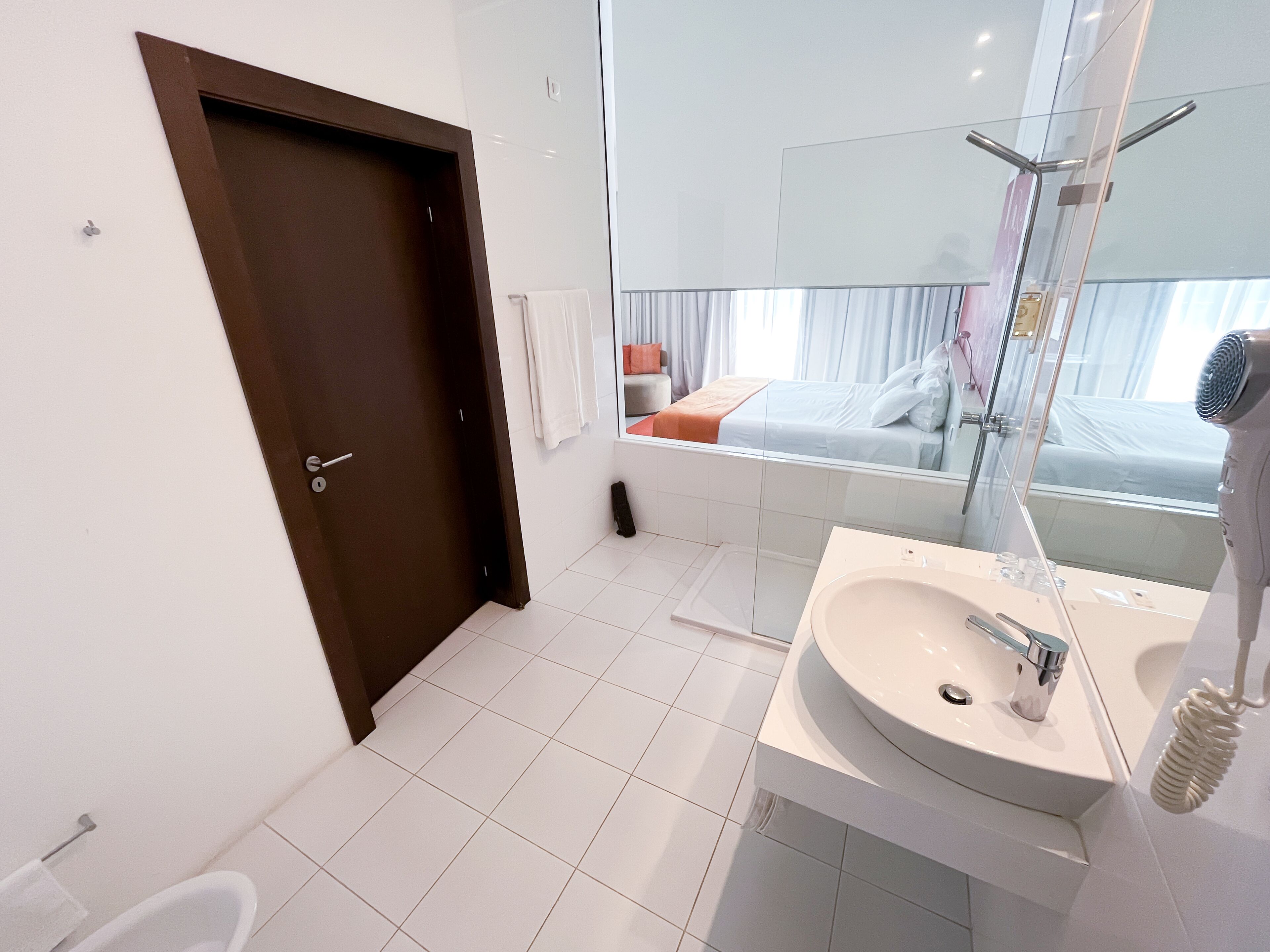 deep-soaking bathtub, free toiletries, hair dryer, bidet