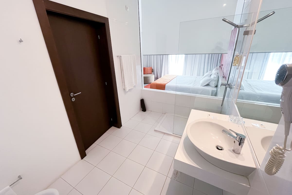 deep-soaking bathtub, free toiletries, hair dryer, bidet