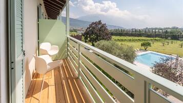 Doppia Comfort, balcone, vista piscina | Vista balcone