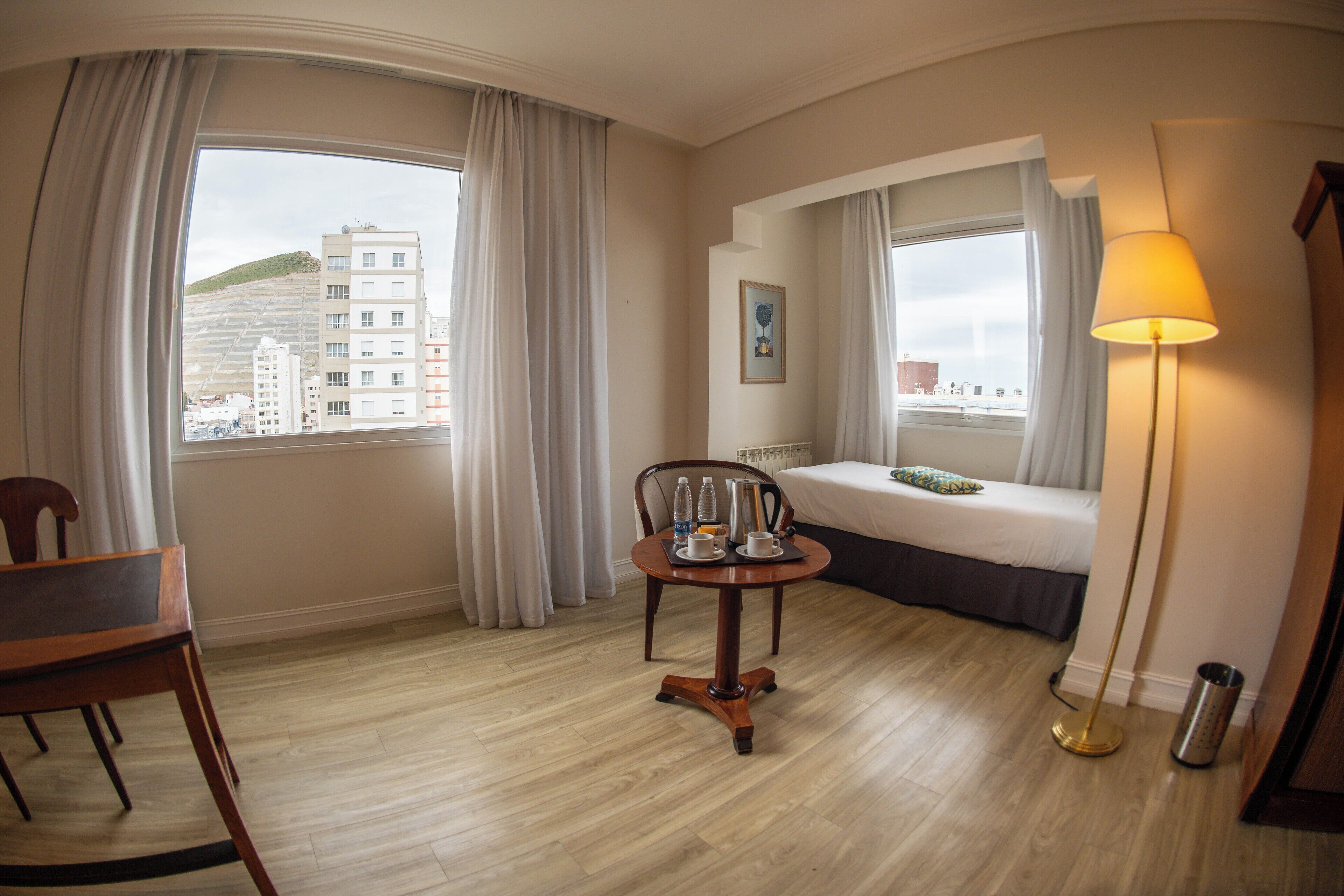 Ropa de cama de alta calidad, cubrecamas y colchones con pillow-top 