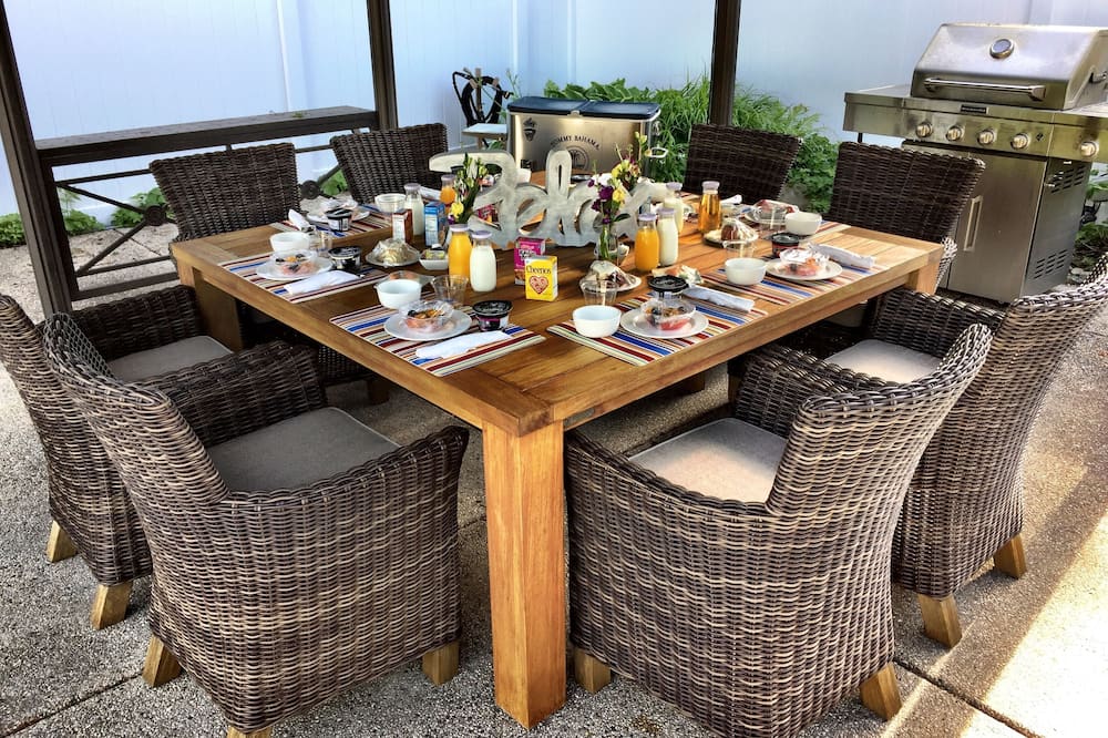 Seven Oaks Bed & Breakfast